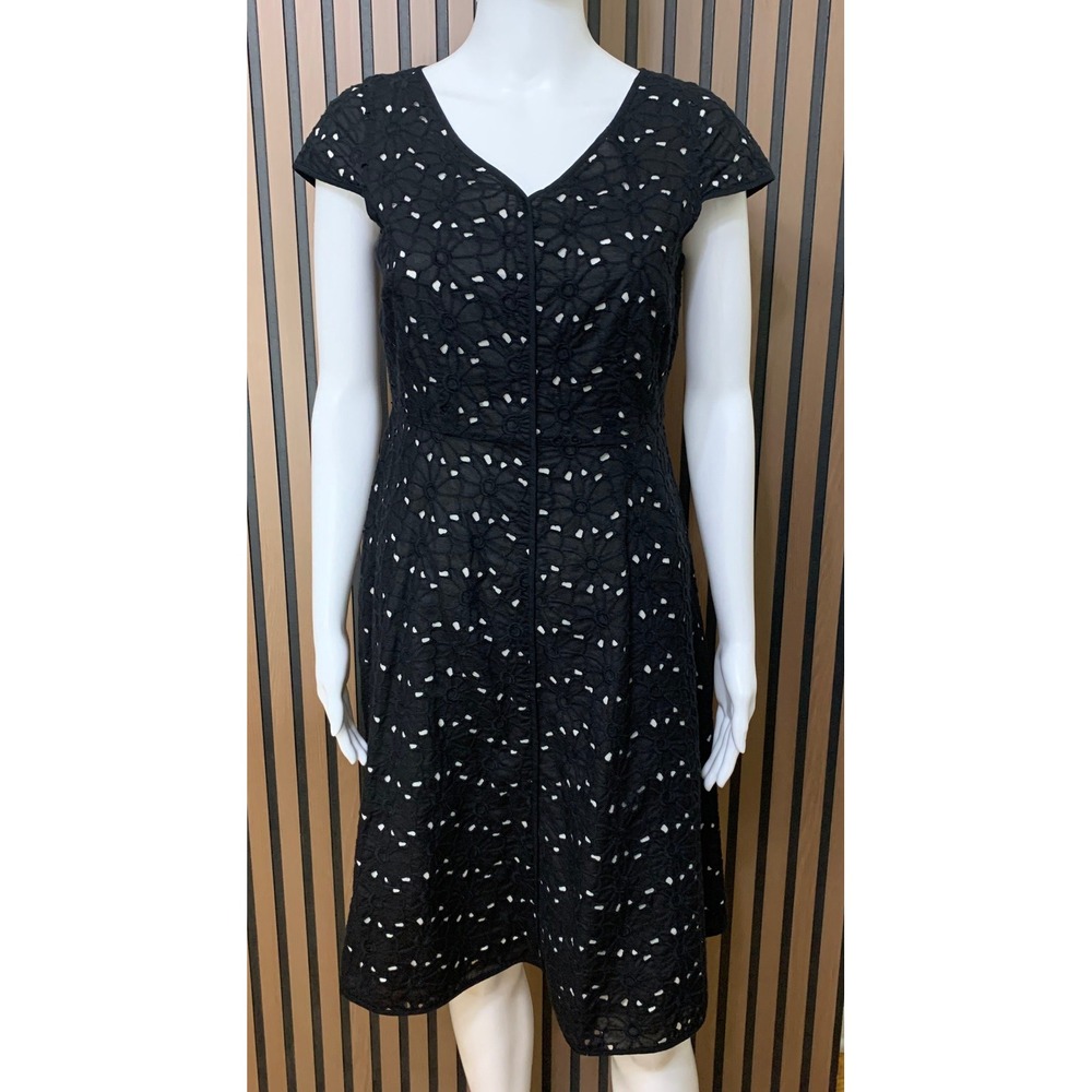 Talbots Petites Black Eyelet Floral Midi Dress Cap Sleeve V-Neck Size 6P